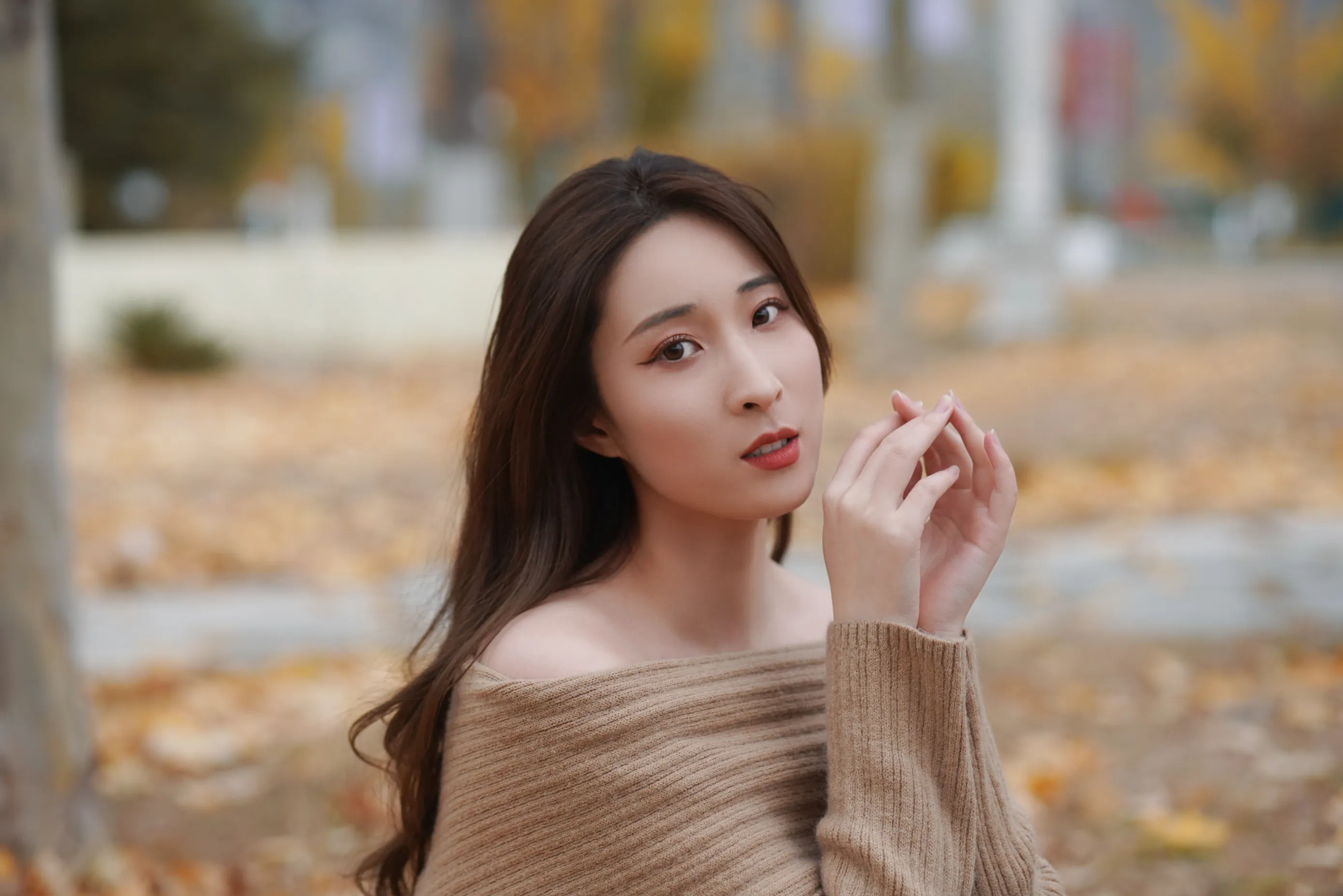 [YITUYU] 2022.12.10 Vol.2646 – Falling Leaves Know Autumn Ayin#[26P]-11